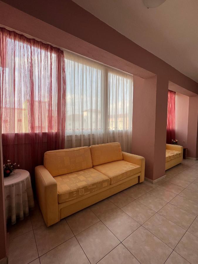 Vangelis Apartment Vrasná Екстериор снимка